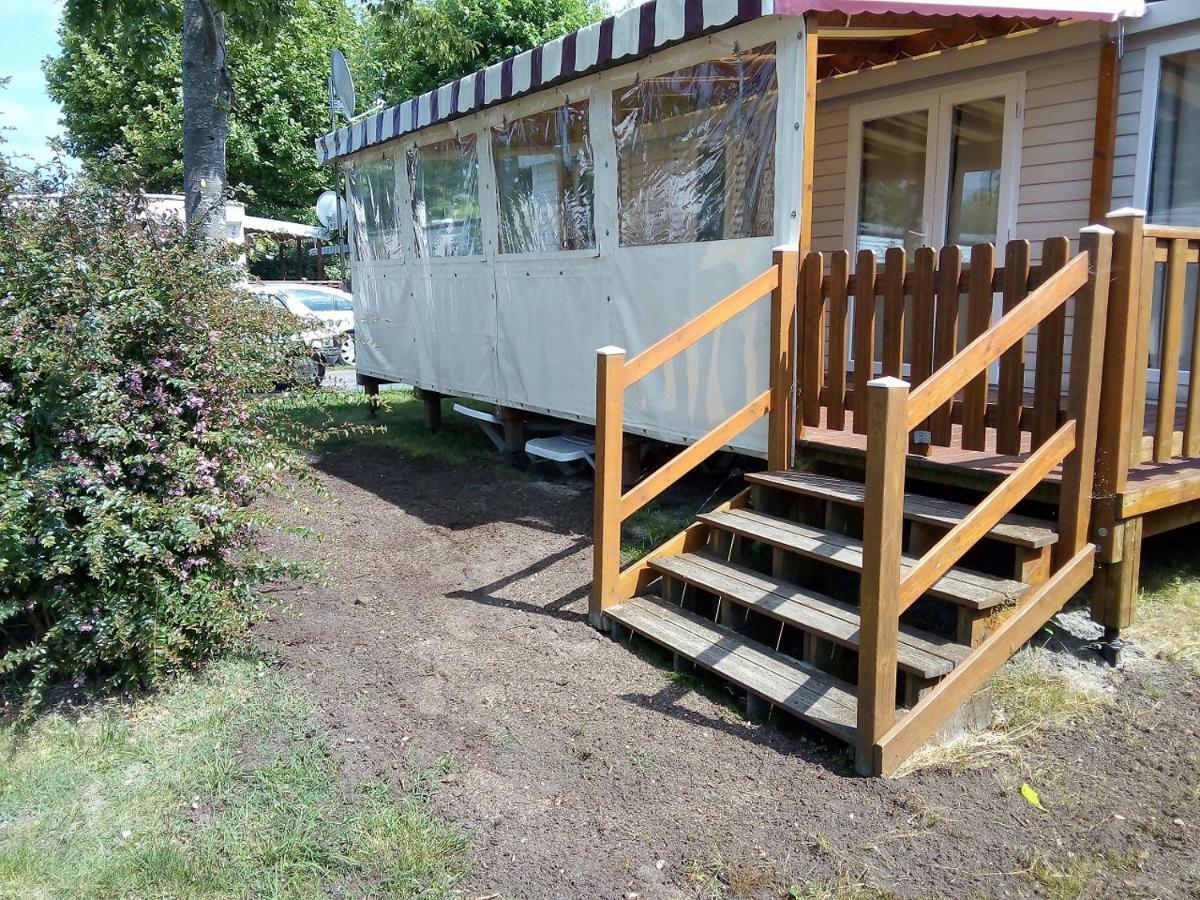 Mobile Home Ht De Gamme Climatise Dans Le Camping **** De La Reserve Gastes エクステリア 写真